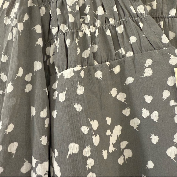 5 for $25! DOKOTOO Casual V Neck Alicia Floral Print Smocked Chiffon Blouse - Picture 5 of 14